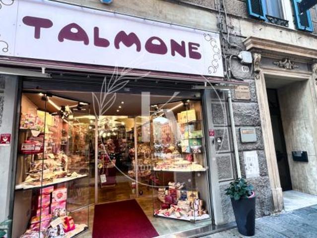 1 Vetrina in affitto a Savona