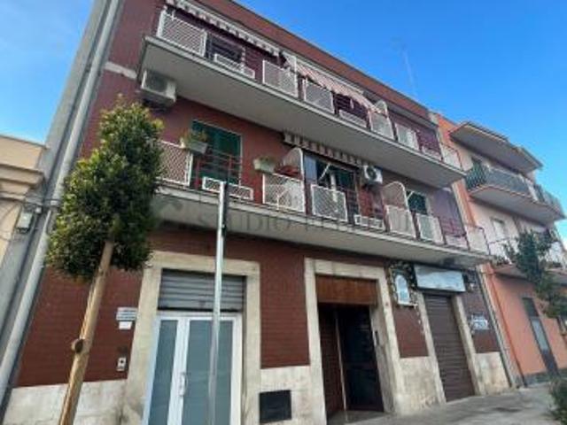 1 Vetrina in vendita a Bari