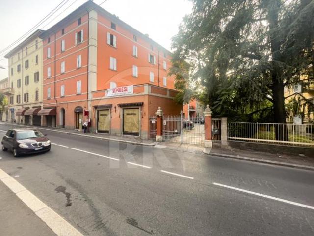1 Vetrina in vendita a Bologna, Centro storico
