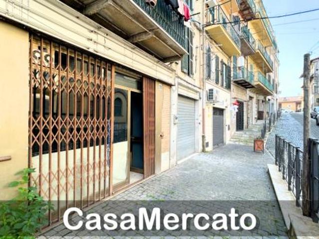 1 Vetrina in vendita a Rocca di Papa