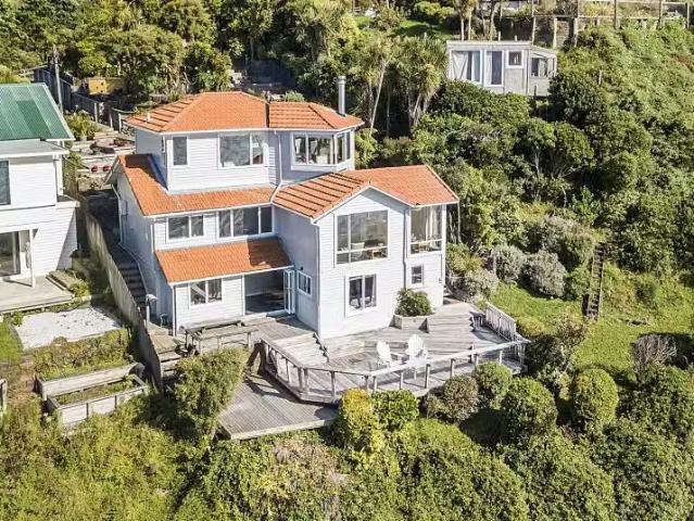 1 View Road, Houghton Bay, Wellington City For Sale