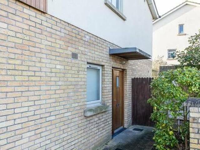 1 Waterside Grove Swords Road Malahide Co Dublin