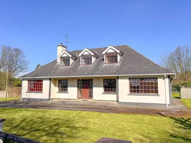 1 Windsor Grove, Mill Road, Thurles, Co. Tipperary, E41Y4E1 is.