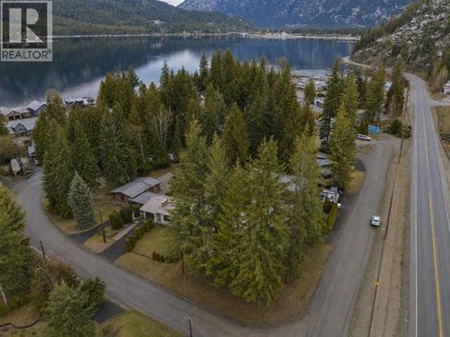 1 Wolfe Street, Sicamous, BC, V0E 2V1 house for sale | Listing ID 10393 | Royal LePage