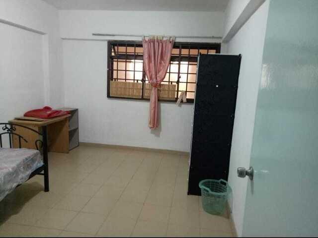 1 x Common room from mid October – No Owner Staying In