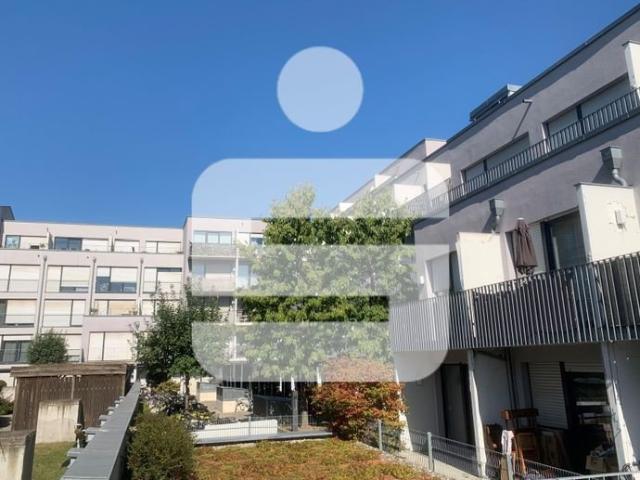 1 Zi. Studentenapp.. zentral gelegen, bezugsfrei
