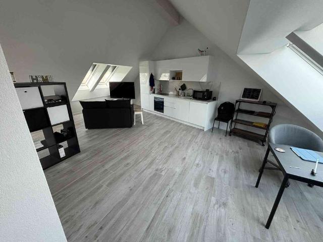 1 Zimmer, 43 m², 5. Stock