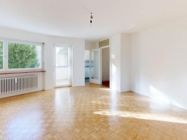 1 Zimmer, 40 m², 1. Stock