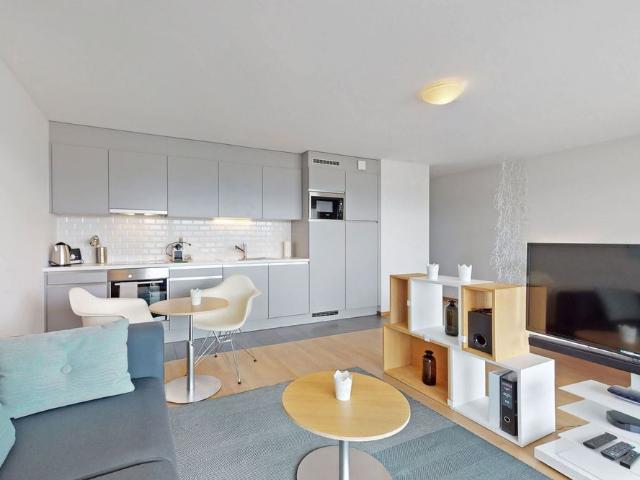 1 Zimmer, 40 m², 6. Stock
