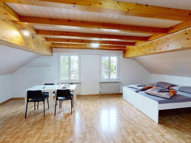 1 Zimmer, 41 m², 1. Stock
