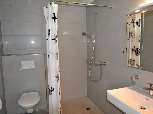 1 Zimmer, 47 m², 3. Stock