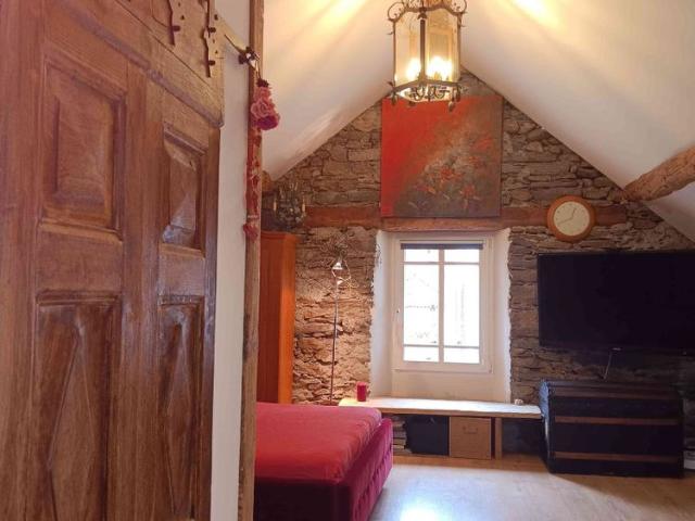 1 Zimmer, 45 m², 2. Stock