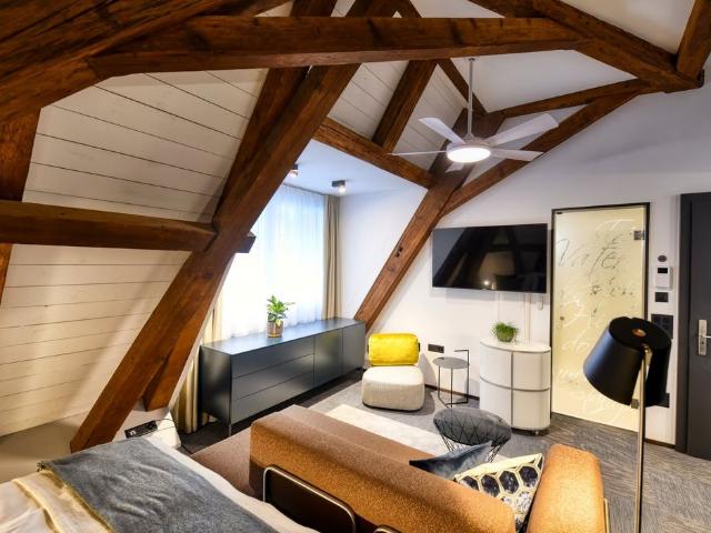 1 Zimmer, 45 m², 3. Stock
