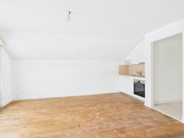 1 Zimmer, 45 m², 3. Stock