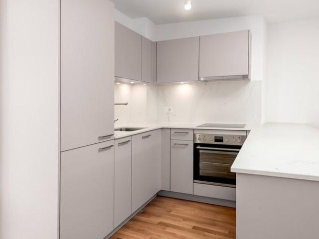 1 Zimmer, 46 m², 6. Stock