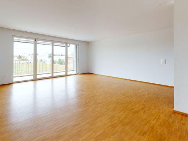 1 Zimmer, 53 m², 1. Stock