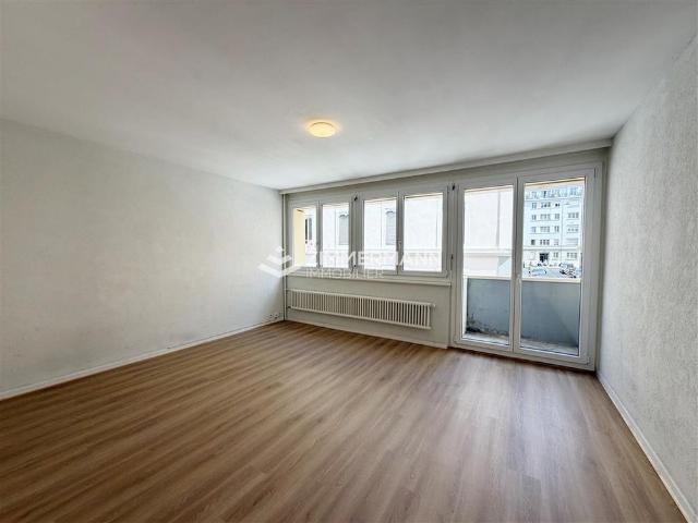 1 Zimmer, 50 m², 1. Stock