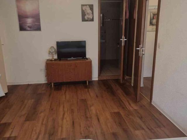 1 Zimmer, 60 m², 1. Stock