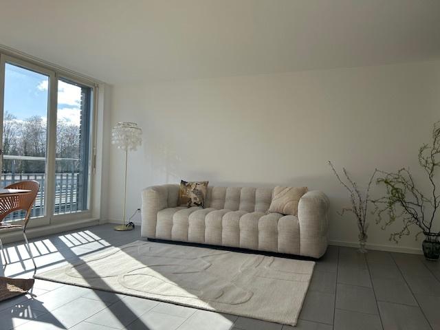 1 Zimmer, 67 m², 3. Stock