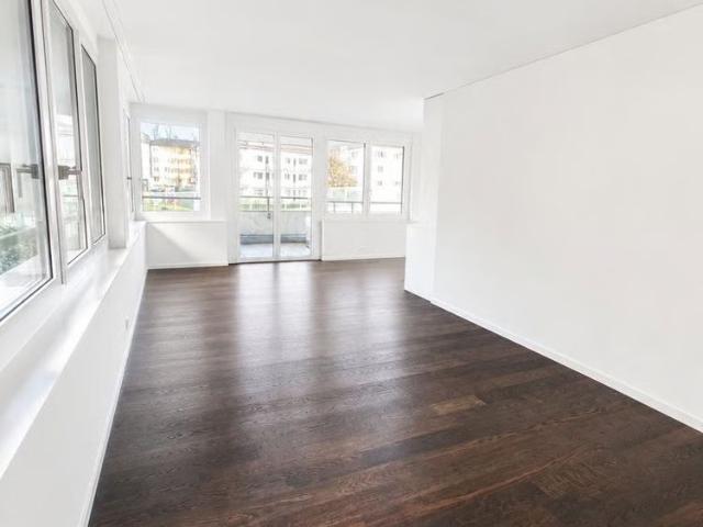 1 Zimmer, 64 m², 1. Stock