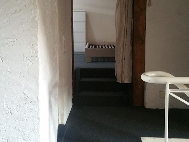 1 Zimmer, 75 m², 5. Stock