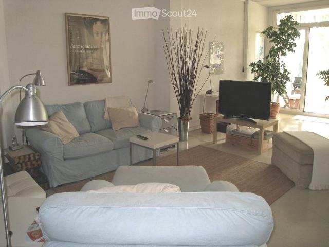 1 Zimmer, 75 m²