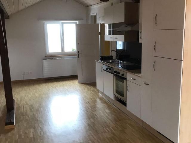 1 Zimmer, 80 m², 3. Stock