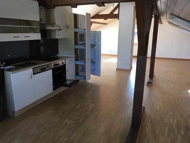 1 Zimmer, 80 m², 3. Stock