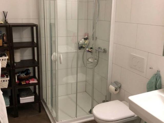 1 Zimmer, 90 m², 6. Stock