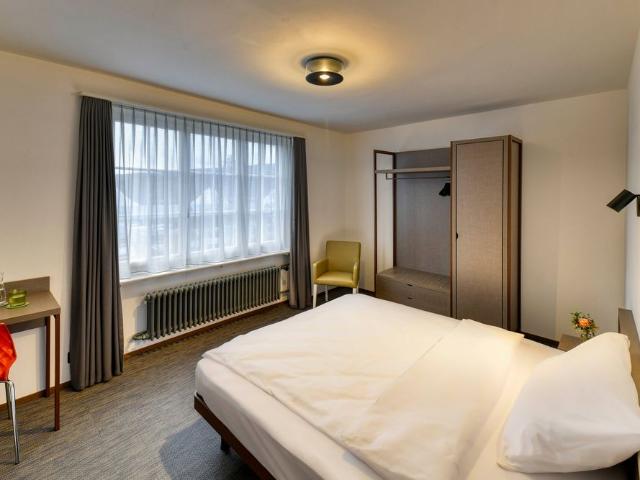 1 Zimmer, 13 m², 1. Stock