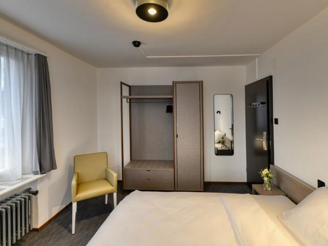 1 Zimmer, 13 m², 1. Stock