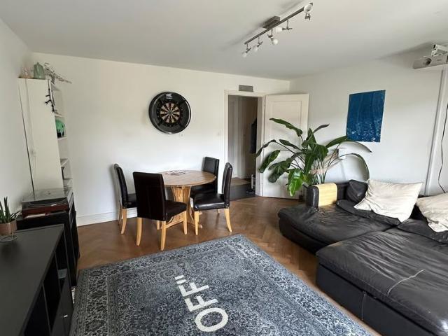 1 Zimmer, 13 m², 2. Stock