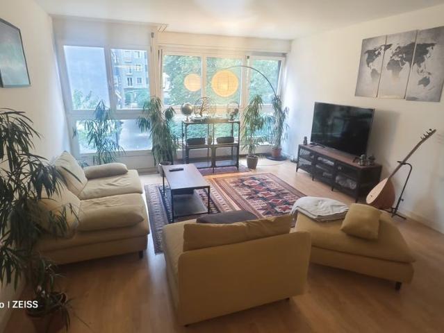 1 Zimmer, 11 m², 1. Stock