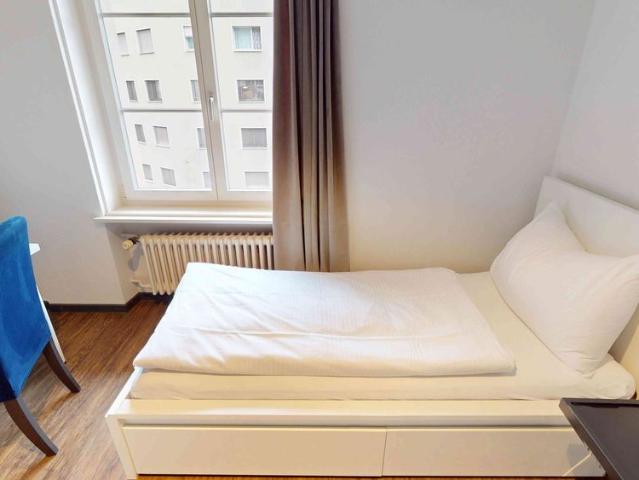 1 Zimmer, 17 m², 4. Stock