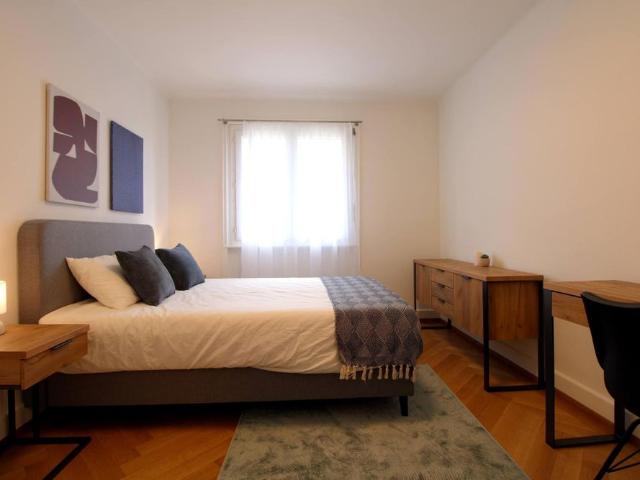 1 Zimmer, 14 m², 2. Stock