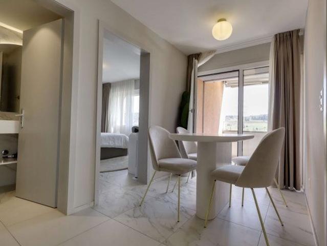 1 Zimmer, 15 m², 4. Stock