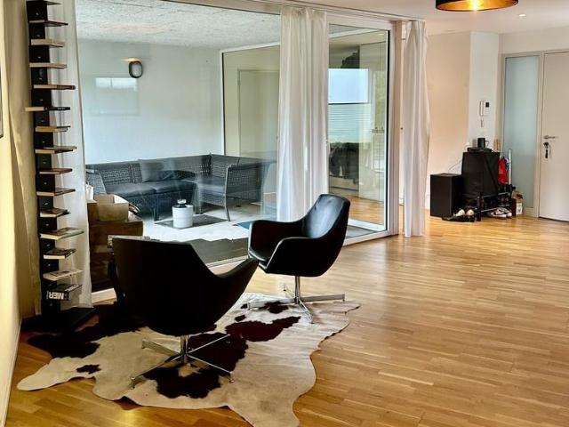 1 Zimmer, 160 m², 5. Stock