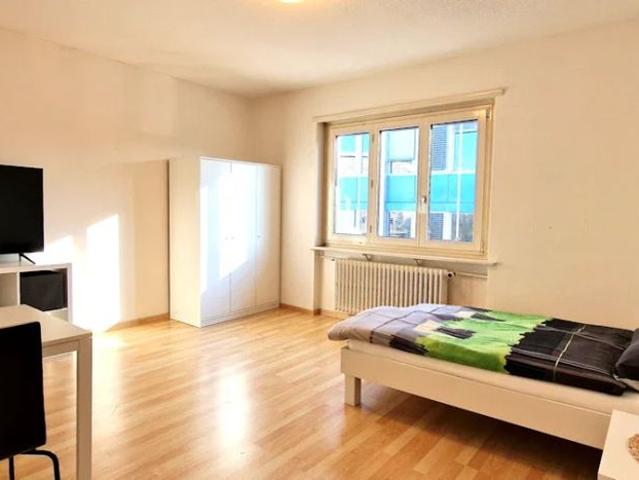 1 Zimmer, 22 m², 1. Stock