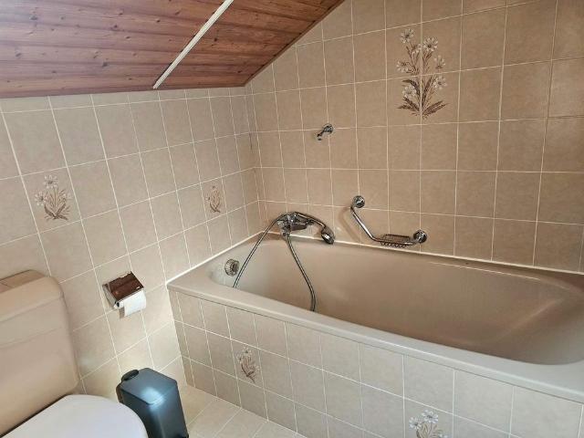1 Zimmer, 18 m², 2. Stock