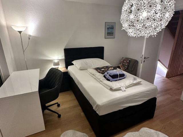 1 Zimmer, 1. Stock