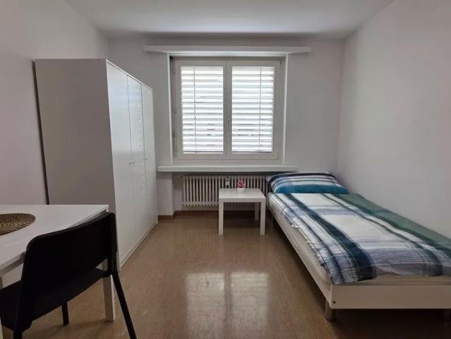 1 Zimmer, 22 m², 2. Stock
