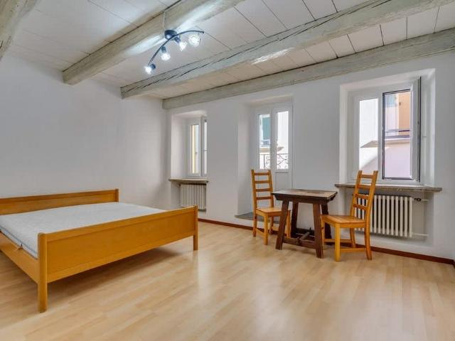 1 Zimmer, 27 m², 1. Stock