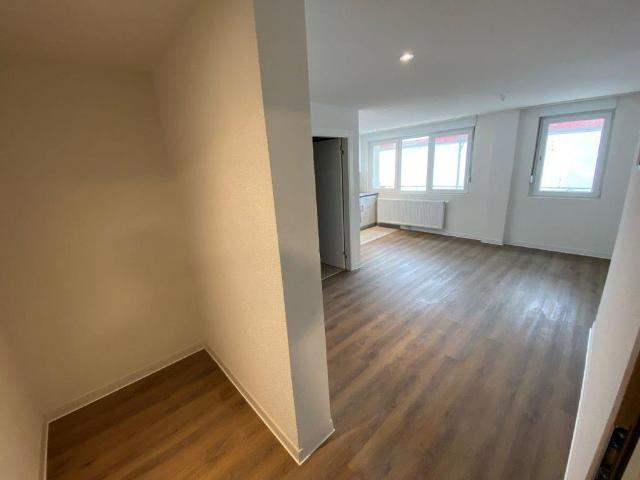 1 Zimmer, 27 m², 1. Stock