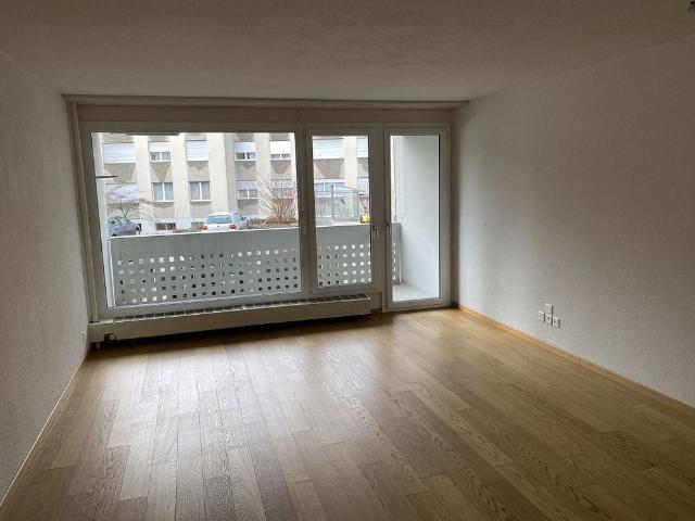 1 Zimmer, 27 m², 2. Stock