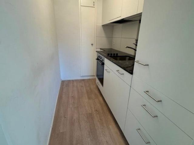 1 Zimmer, 27 m², 3. Stock