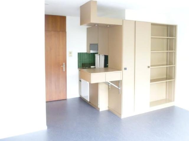 1 Zimmer, 24 m², 2. Stock