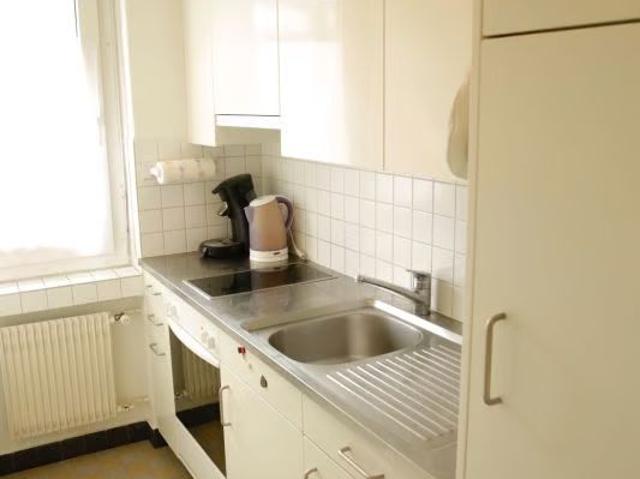 1 Zimmer, 25 m², 1. Stock