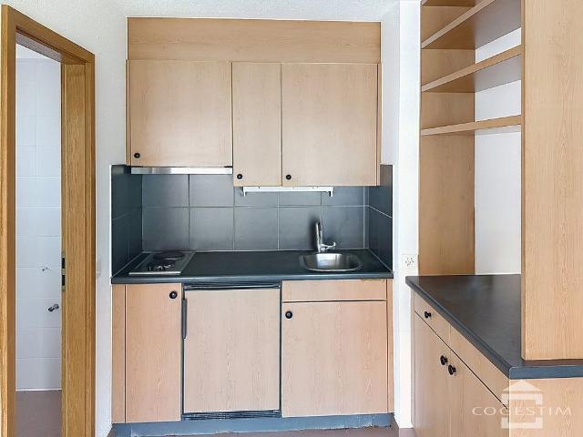 1 Zimmer, 25 m², 1. Stock