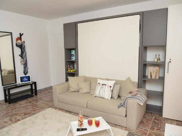 1 Zimmer, 25 m², 2. Stock