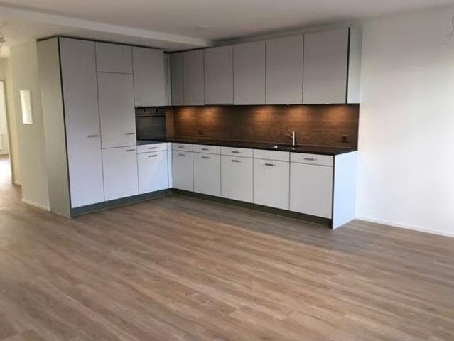 1 Zimmer, 25 m², 4. Stock